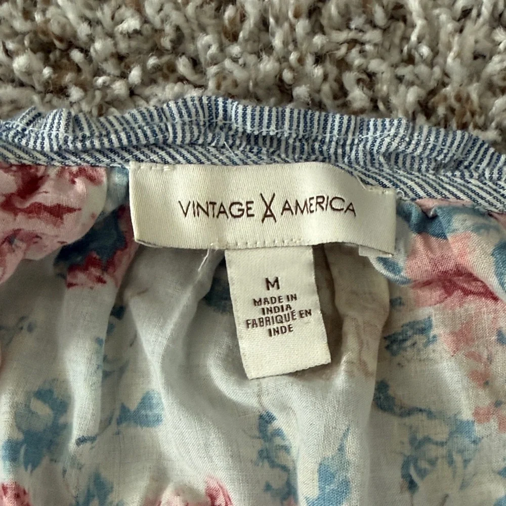 Vintage America Blue & Pink Floral Peasant Top - Picture 2 of 3